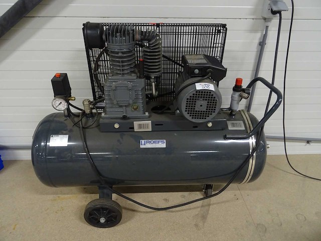 Contimac - 2021 - cm 405/10/100 w crm 103 - luchtcompressor - afbeelding 1 van  2