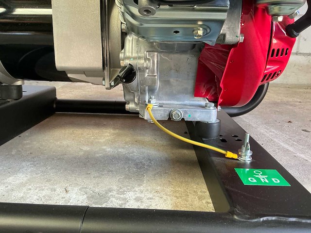 Contimac gh 5501 benzine generator - afbeelding 8 van  10