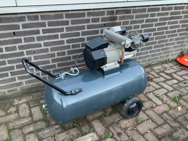 Contimac luchtcompressor - afbeelding 1 van  1