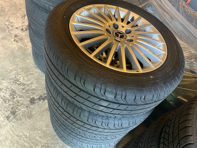 Continental - contivancontact - 200 - autobanden met aluminium mercedes velgen (4x) - afbeelding 2 van  9