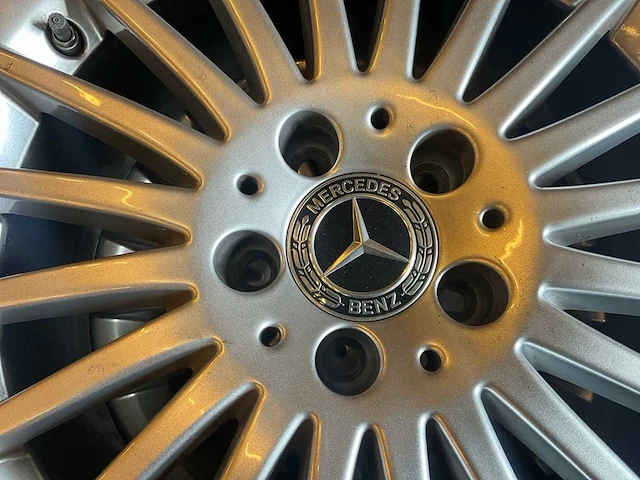Continental - contivancontact - 200 - autobanden met aluminium mercedes velgen (4x) - afbeelding 6 van  9