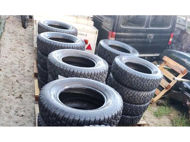 Continental - lm90 225/75r16 - tubeless - 4x autoband - afbeelding 1 van  6