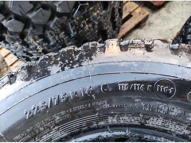 Continental - lm90 225/75r16 - tubeless - 4x autoband - afbeelding 4 van  6