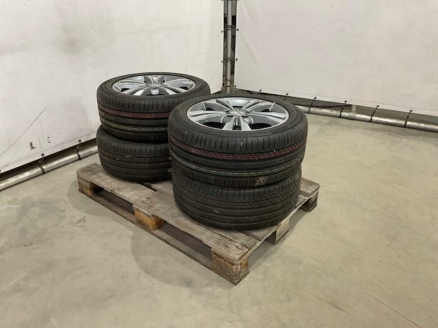 Continental - mercedes - autoband 245/45 r17 yxl (4x) - afbeelding 7 van  8