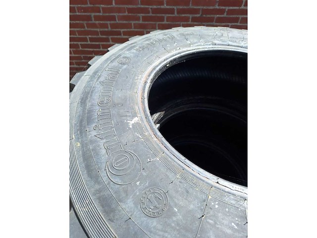 Continental - mpt - 12.5r20 tyre(4x) - afbeelding 3 van  4