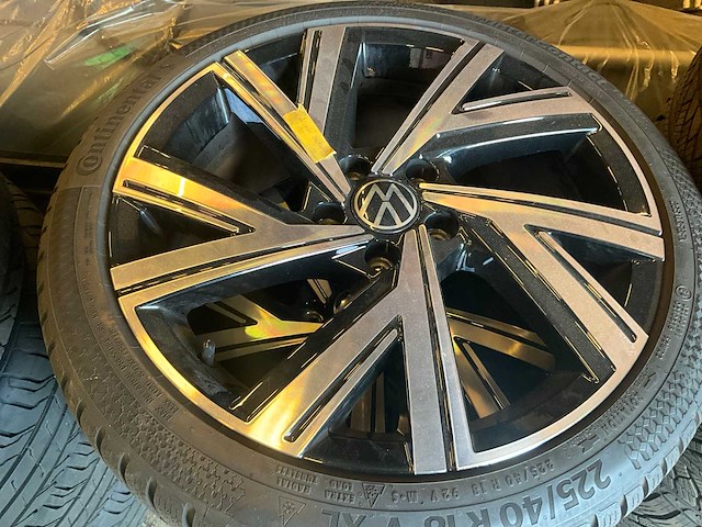 Continental - wintercontact - autobanden met aluminium vw velgen (4x) - afbeelding 12 van  14