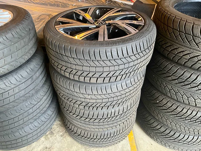Continental - wintercontact - autobanden met aluminium vw velgen (4x) - afbeelding 9 van  14