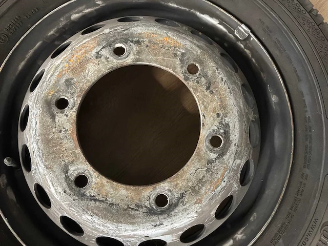 Continental 195/75/r16 velg met band - afbeelding 5 van  5