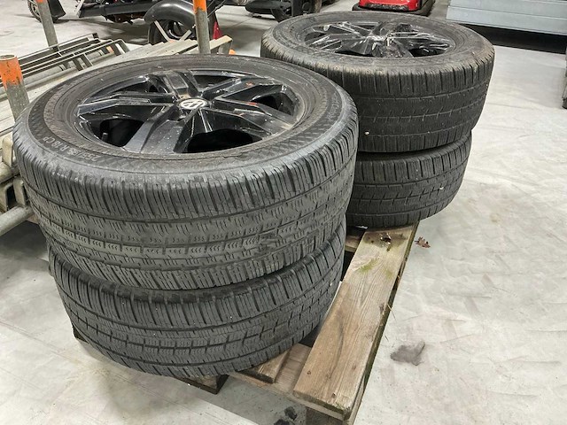 Continental 255/55r18 autoband (4x) - afbeelding 2 van  4