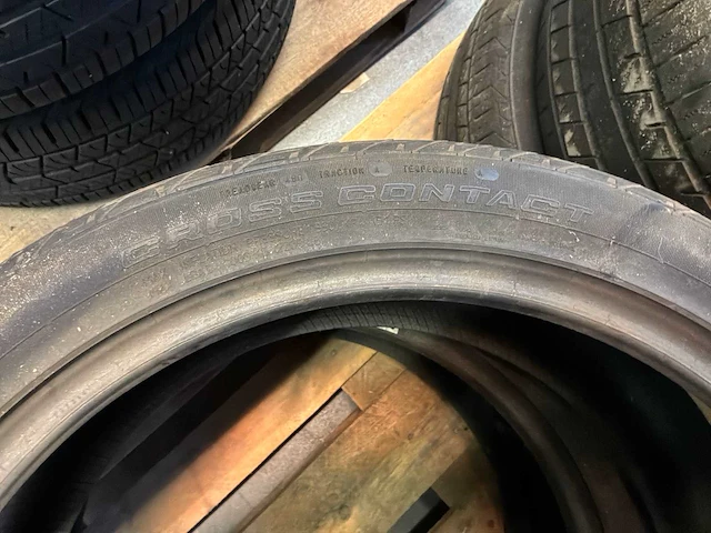 Continental 4seizoen autoband 275/40/r22 (4x) - afbeelding 2 van  9