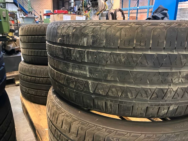 Continental 4seizoen autoband 275/40/r22 (4x) - afbeelding 5 van  9