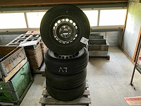 Continental autobanden (8x) - afbeelding 1 van  7