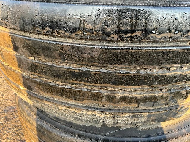 Continental conti hybrid ht3 vrachtwagenband (4x) - afbeelding 1 van  7