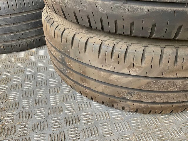 Continental contivancontact autoband met velg (4x) - afbeelding 5 van  9