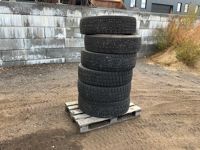 Continental hdw2 scandinavia 275/70r22.5 vrachtwagenband (6x) - afbeelding 1 van  5