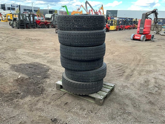 Continental hdw2 scandinavia 275/70r22.5 vrachtwagenband (6x) - afbeelding 4 van  5