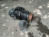 Continental motoronderdelen (patton m48 v12 legertank) - afbeelding 1 van  14