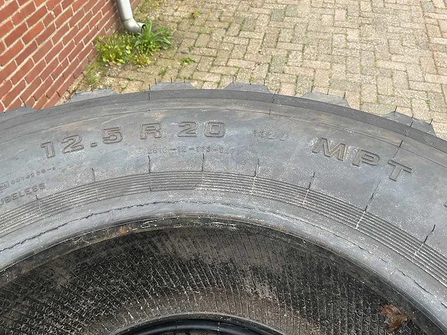 Continental mpt 12.5r20 band (4x) - afbeelding 3 van  4