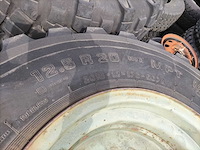 Continental mpt op velg - 8 gaats 12,5 r20 - velg (4x) - afbeelding 5 van  7