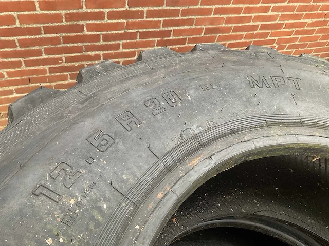 Continental radial mpt nato vrachtwagenband (4x) - afbeelding 4 van  4