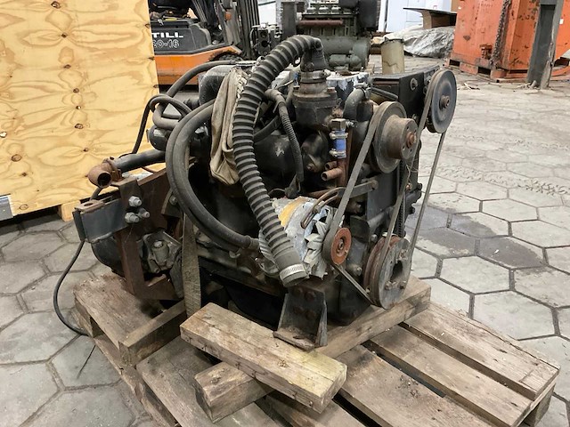 Continental tmd27 dieselmotor - afbeelding 1 van  11