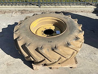 Continental tractor landbouwband met velg - afbeelding 1 van  3