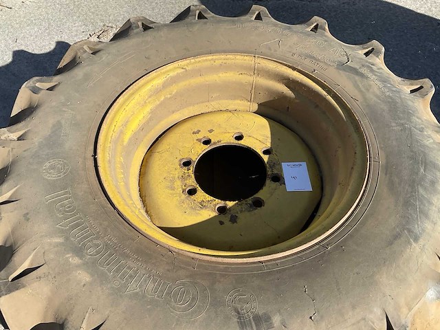 Continental tractor landbouwband met velg - afbeelding 2 van  3