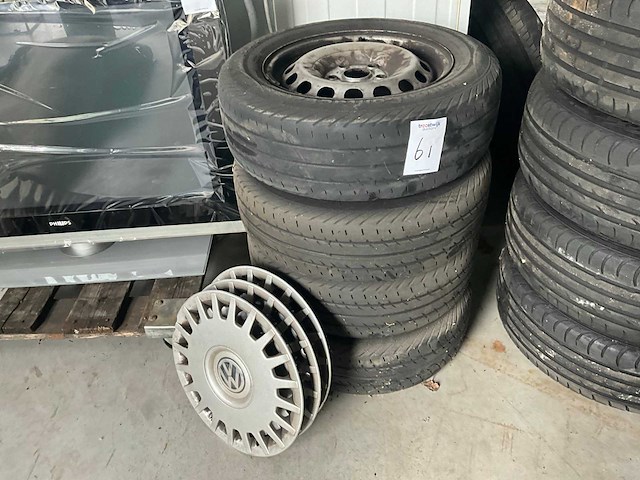 Continental van contact2 autoband (4x) - afbeelding 1 van  3