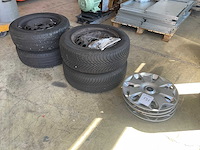 Continental / vredestein contipremiumcontact2 / quantrac autoband op velg (4x) - afbeelding 1 van  6