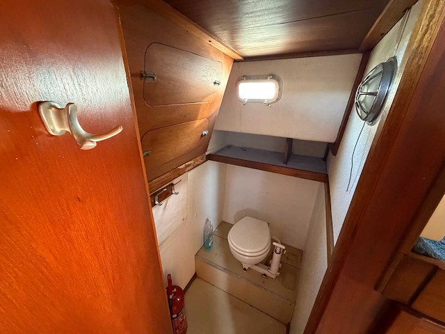 Contour - 900 - motor yacht - 1984 - afbeelding 86 van  148