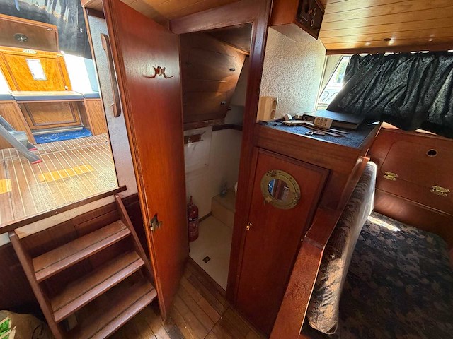 Contour - 900 - motor yacht - 1984 - afbeelding 87 van  148
