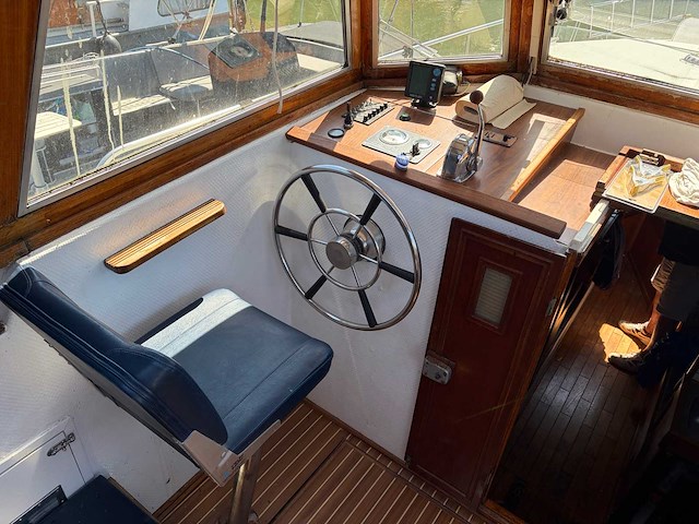 Contour - 900 - motor yacht - 1984 - afbeelding 116 van  148