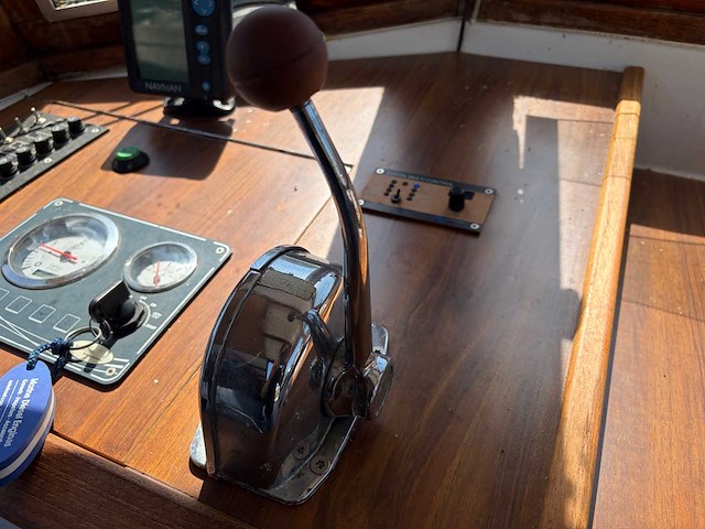 Contour - 900 - motor yacht - 1984 - afbeelding 118 van  148