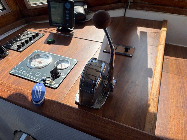 Contour - 900 - motor yacht - 1984 - afbeelding 119 van  148