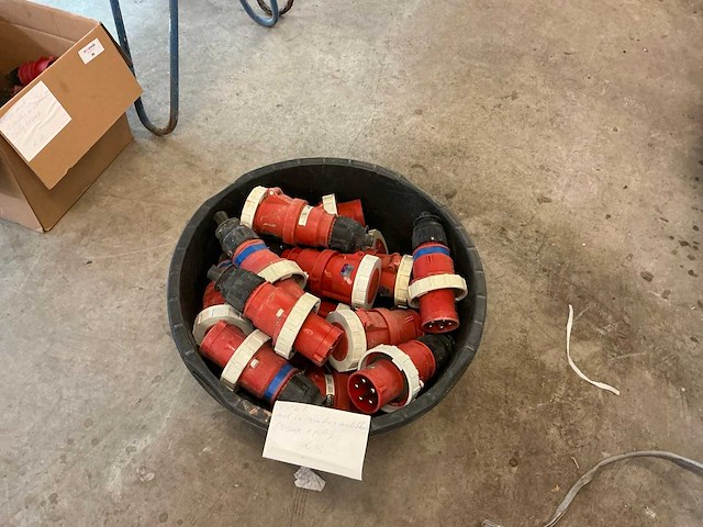 Contra’s en stekkers 5 polig (24x) - afbeelding 1 van  2