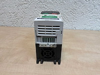 Control techniques nedic m200-012 frequentieregelaar - afbeelding 2 van  3