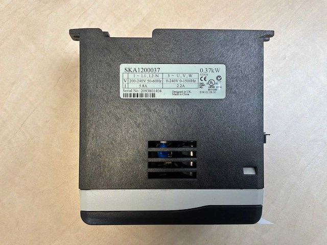 Control techniques ska1200037 frequentieregelaar - afbeelding 3 van  3