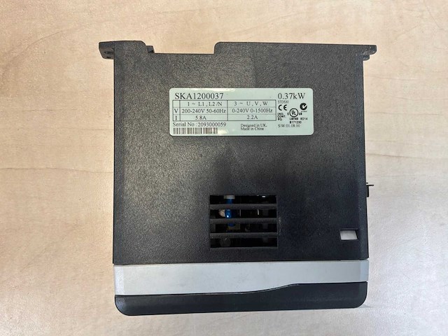 Control techniques ska1200037 frequentieregelaar - afbeelding 3 van  3