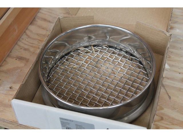Controlezeef met diameter 200 mm. zeefmaat 10.00mm. - afbeelding 2 van  3
