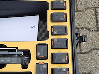 Controller en 8x accu t.b.v drone in koffer, dji, o.a rm700b - afbeelding 3 van  15