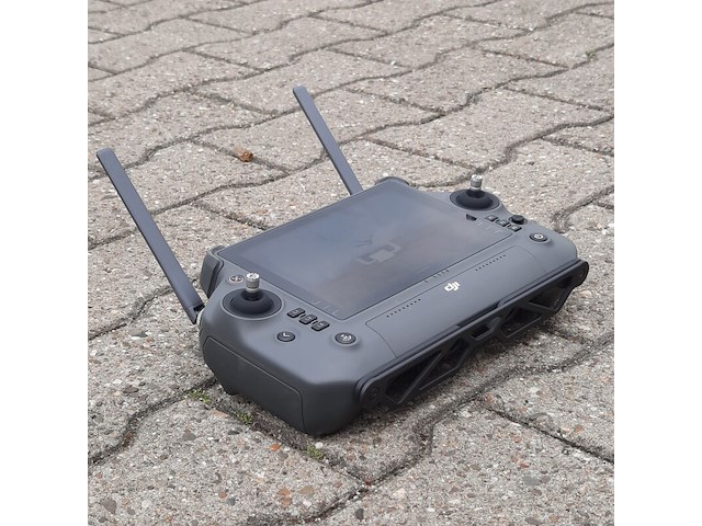 Controller en 8x accu t.b.v drone in koffer, dji, o.a rm700b - afbeelding 10 van  15