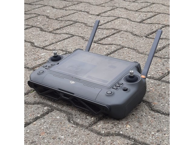 Controller en 8x accu t.b.v drone in koffer, dji, o.a rm700b - afbeelding 12 van  15