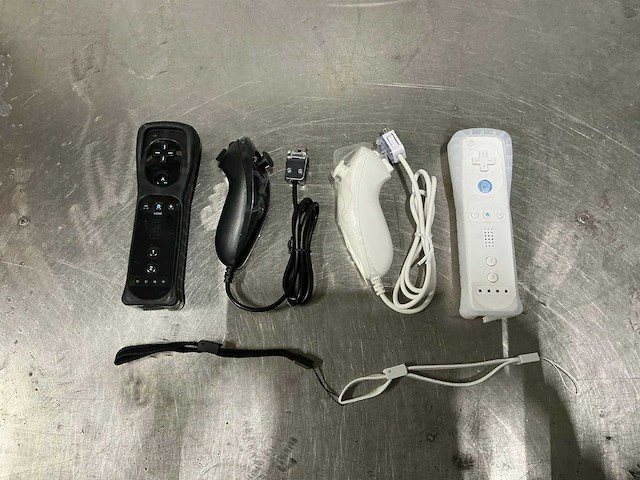 Controller & nunchuk set geschikt voor wii (5x) - afbeelding 1 van  4