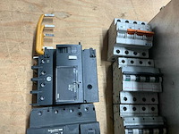 Controllers en divers - afbeelding 2 van  3