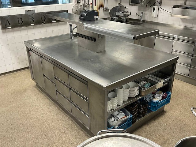 Cookinox rvs keukeneiland met koelwerkbank - afbeelding 1 van  8