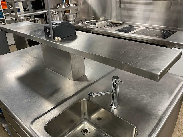 Cookinox rvs keukeneiland met koelwerkbank - afbeelding 7 van  8
