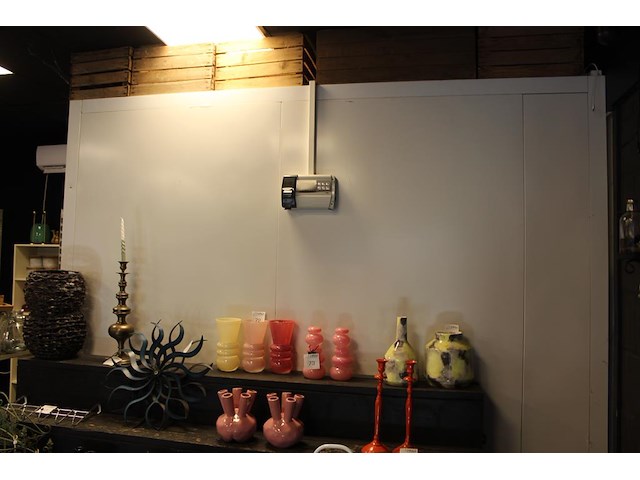 Cool unit isocab bouwjaar 2017. afmeting ca. 165 x 290 x 250 cm. dient door u zelf gedemonteerd te worden o... - afbeelding 3 van  6