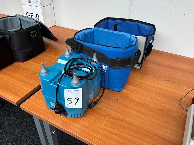 Coole aire elektrische opblaaspomp - afbeelding 1 van  5