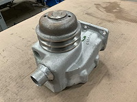 Cooling system pump - afbeelding 1 van  5