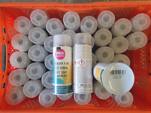 Coop blanke lak zijdeglans 400ml (228x) - afbeelding 1 van  1